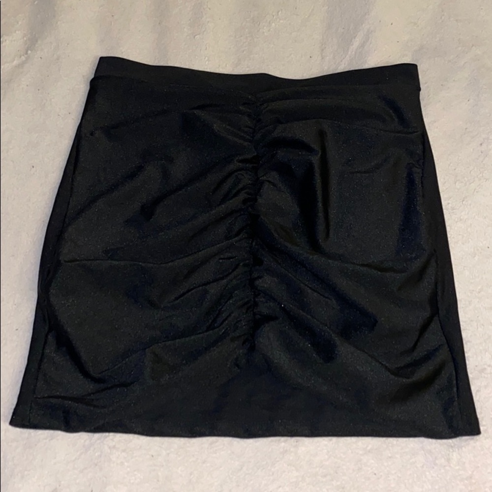 Ruched black skirt